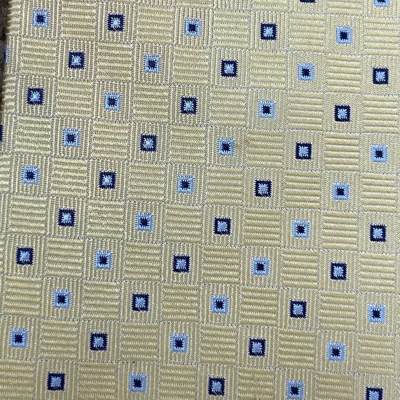 Brooks Brothers Makers Men's‎ Necktie Blue Yellow Geometric Silk Tie USA 3.5" - Picture 5 of 5